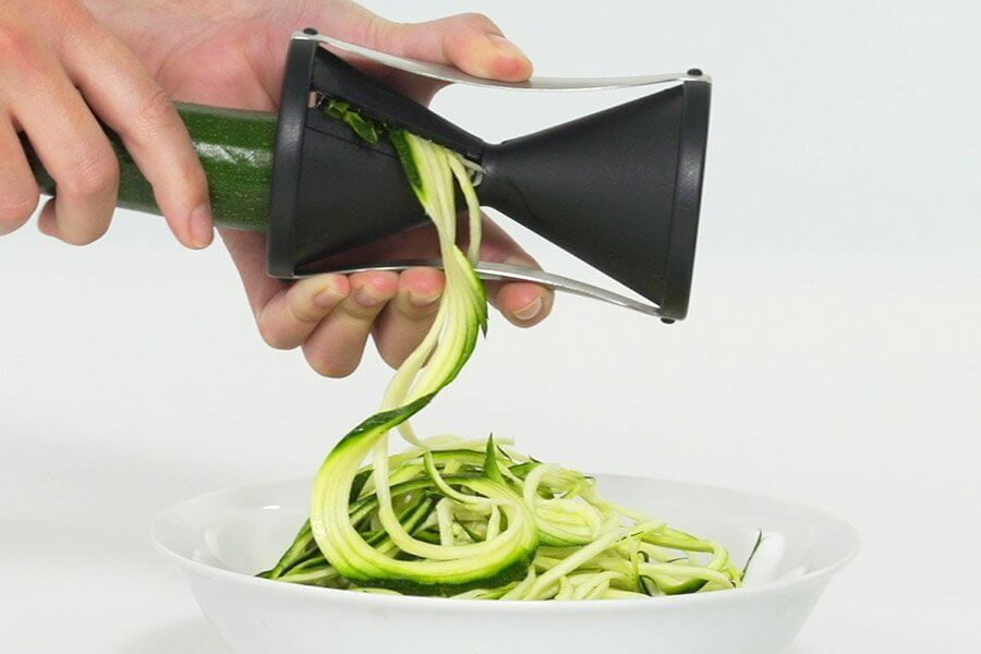 Kitchen gadget turns veggies into pasta