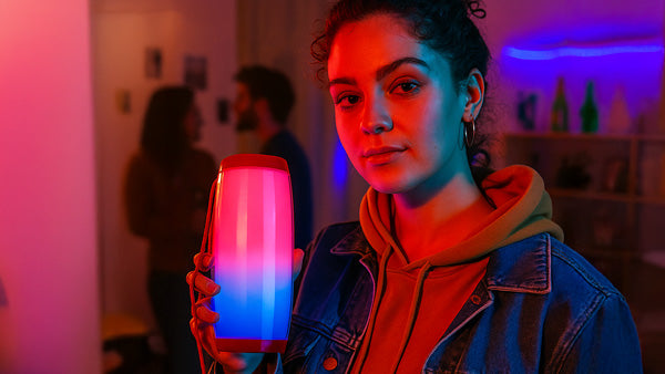 files/glow_speaker_featured_02.jpg