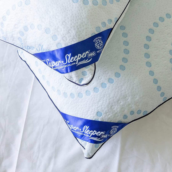 The Super Sleeper Pro Wave Mattress Topper makes your mattress feel brand new and comes with free white pillows featuring the Super Sleeper Pro label. Enhance bed support and comfort with this set from Super Sleeper Pro.