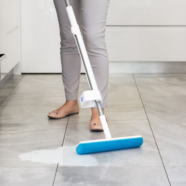 Kleva Clean® Super Dry Mop + BONUS Replacement Head! Cleaning Kleva Range   