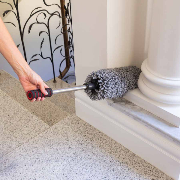 Extendable, Chenille Duster With Dense Woolly Fingers To Collect & Trap All Dust! Cleaning Kleva Range - Everyday Innovations   