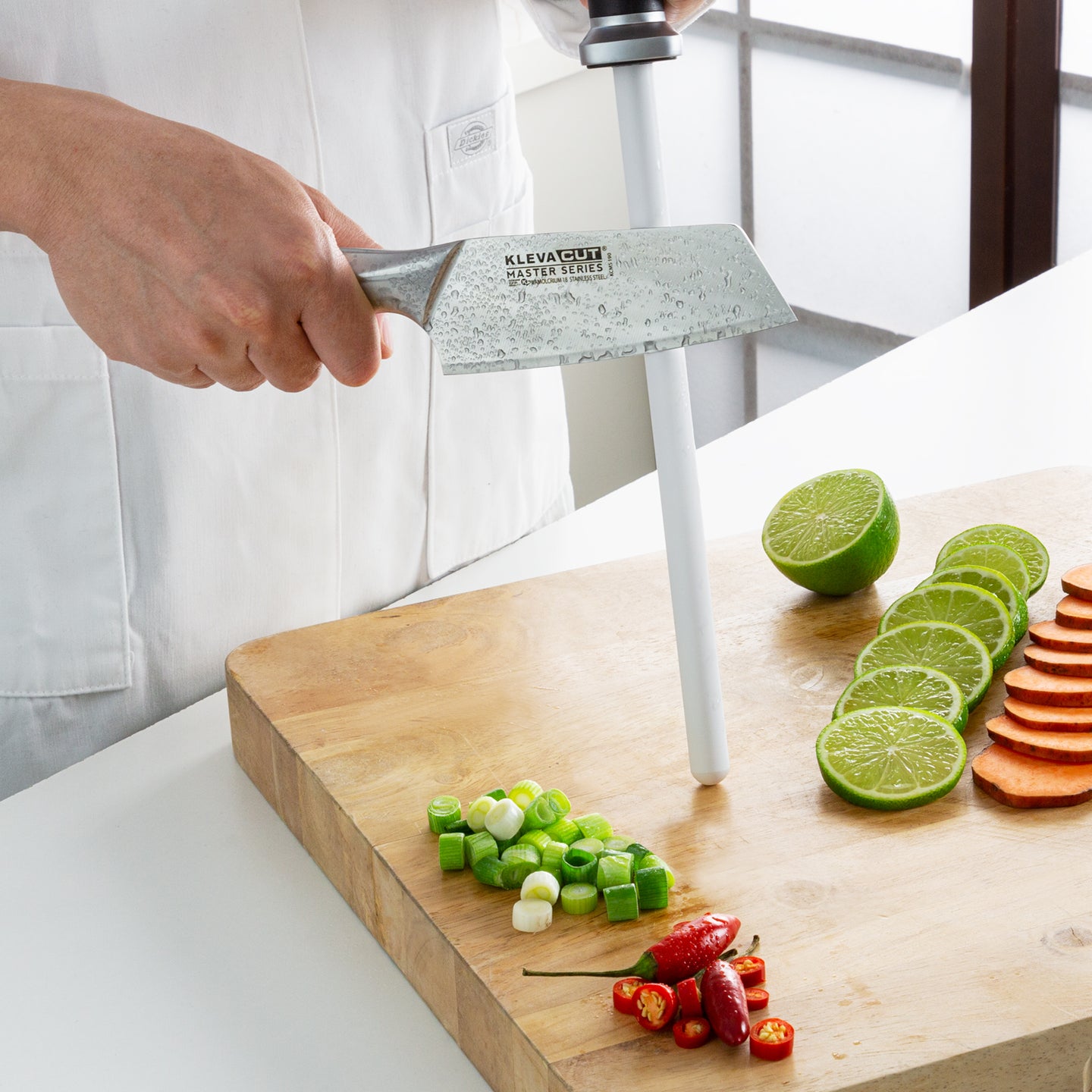 Get An Ultra Sharp, Smooth Knife Edge With Kleva Ceramic Sharpening Ro